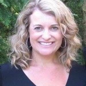 Meet your Posher, Holly